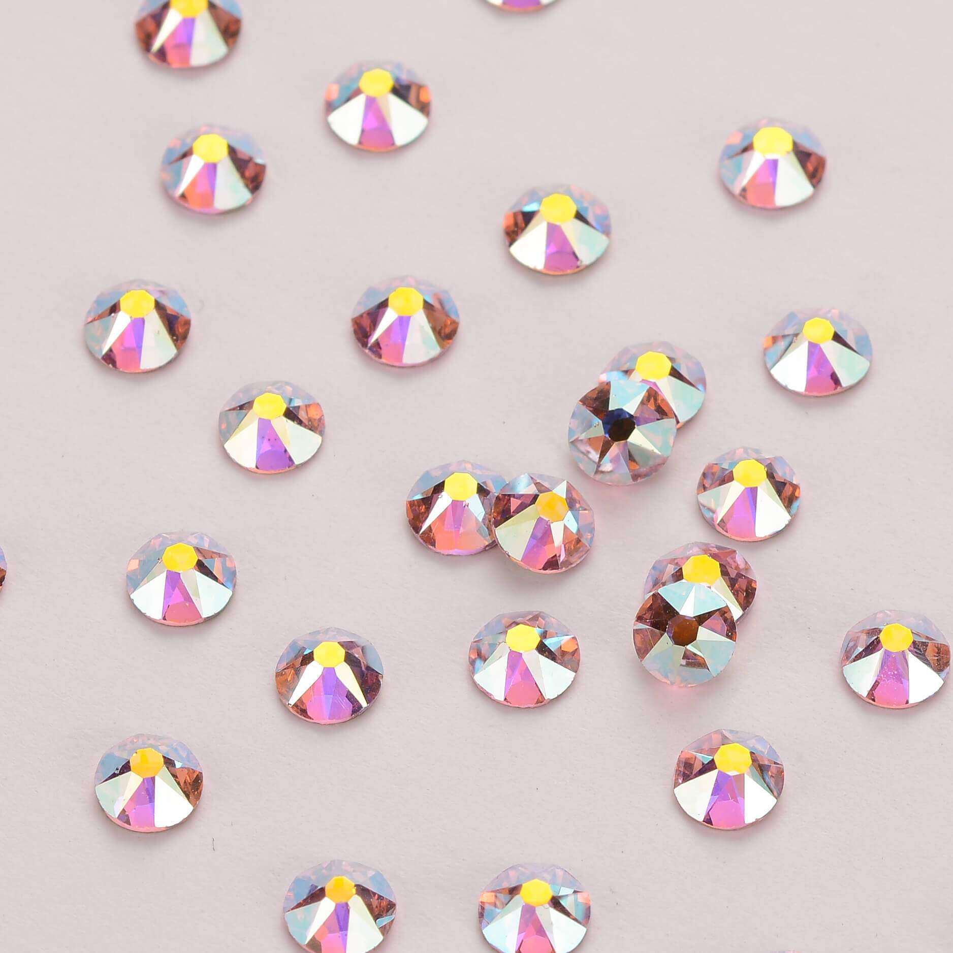 Light Pink Crystal FlatBack Glass Rhinestones Glue-On for Nail Art