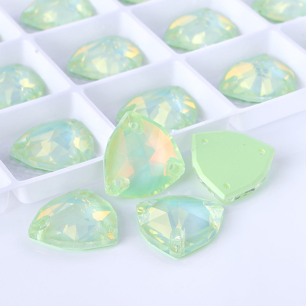 Light Azore AM Trilliant Shape High Quality Glass Sew-on Rhinestones