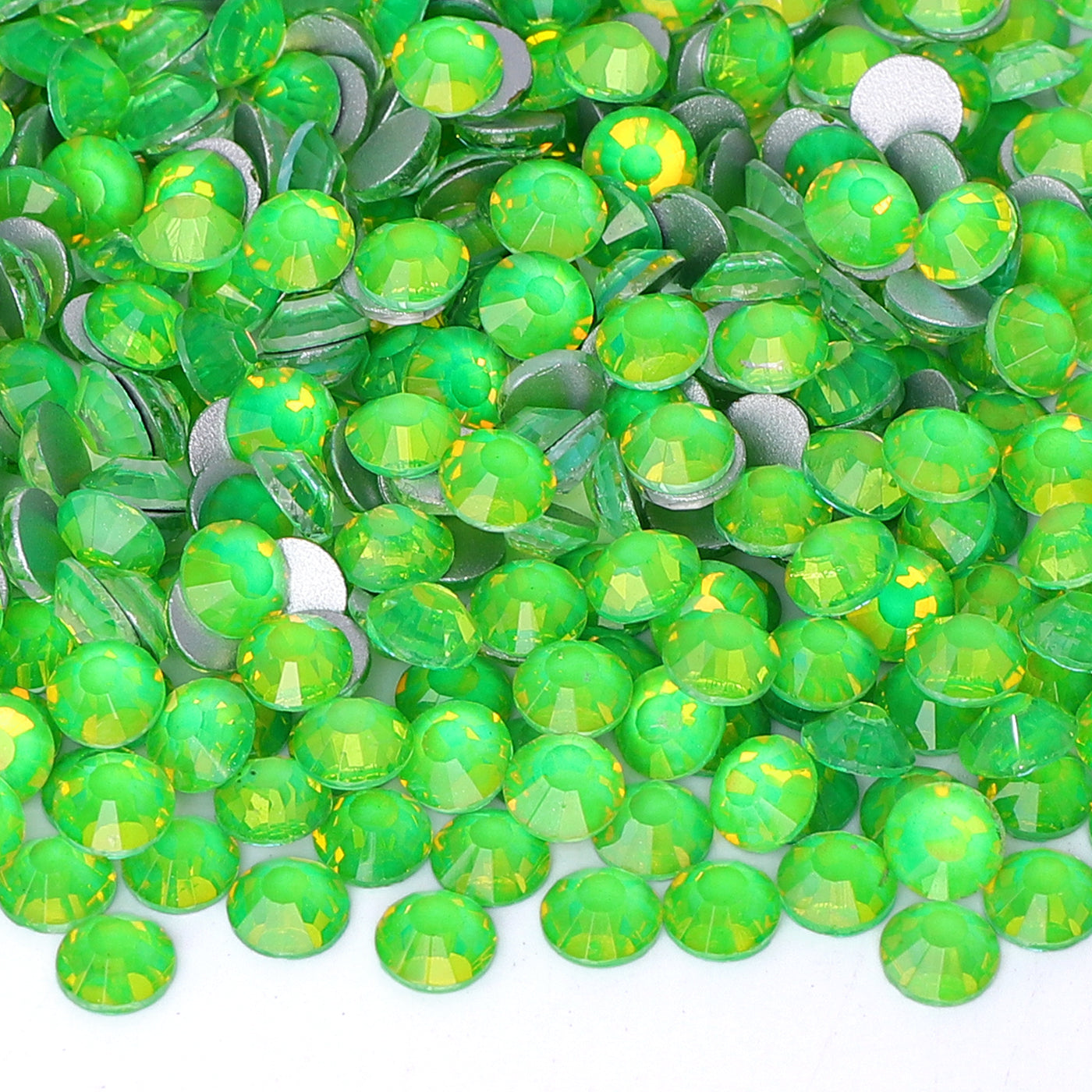 Flashing Brilliant Green Glass FlatBack Rhinestones Silver Back WholesaleRhinestone