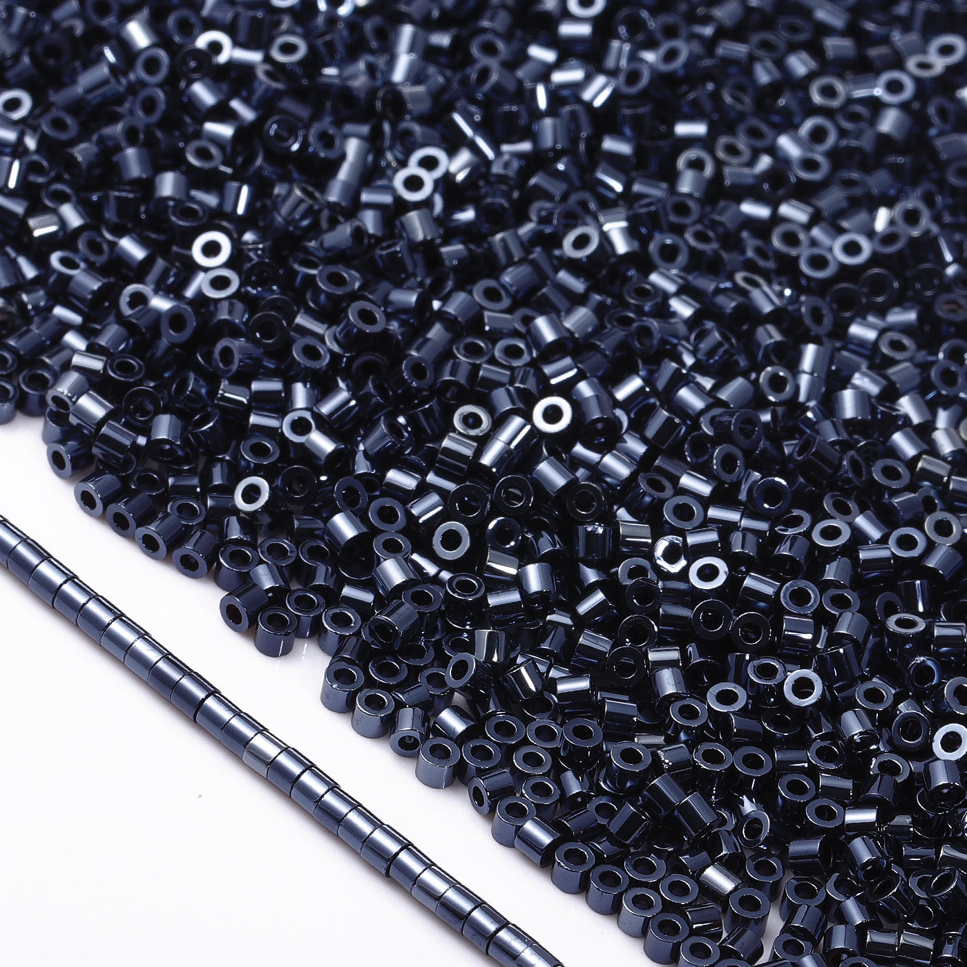 Metallic Dark Blue Luster Color Hight Quality Glass Cylinder Seed Beads 1.6 MM Size JS3003