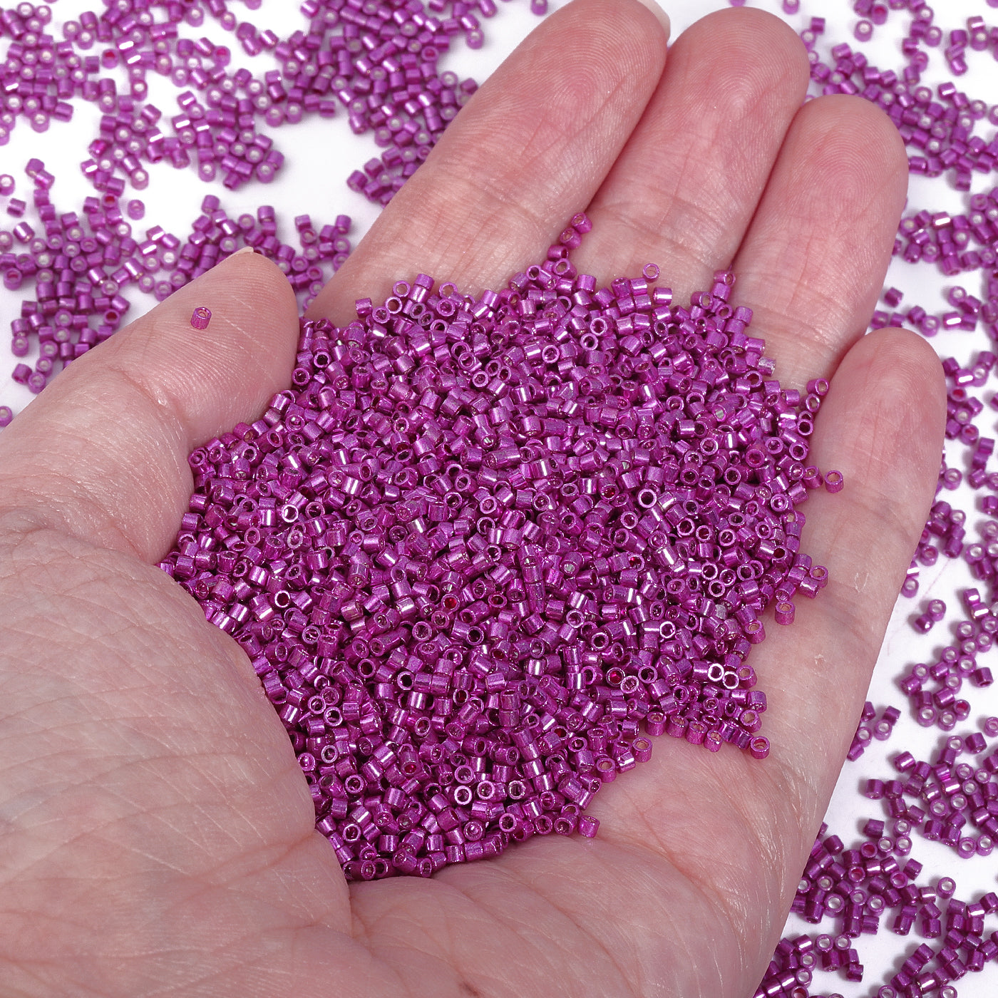 Metallic Fuchsia Luster Color Hight Quality Glass Cylinder Seed Beads 1.6 MM Size JS3015